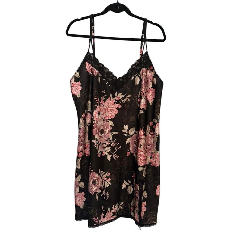 Black pink floral‎ lace